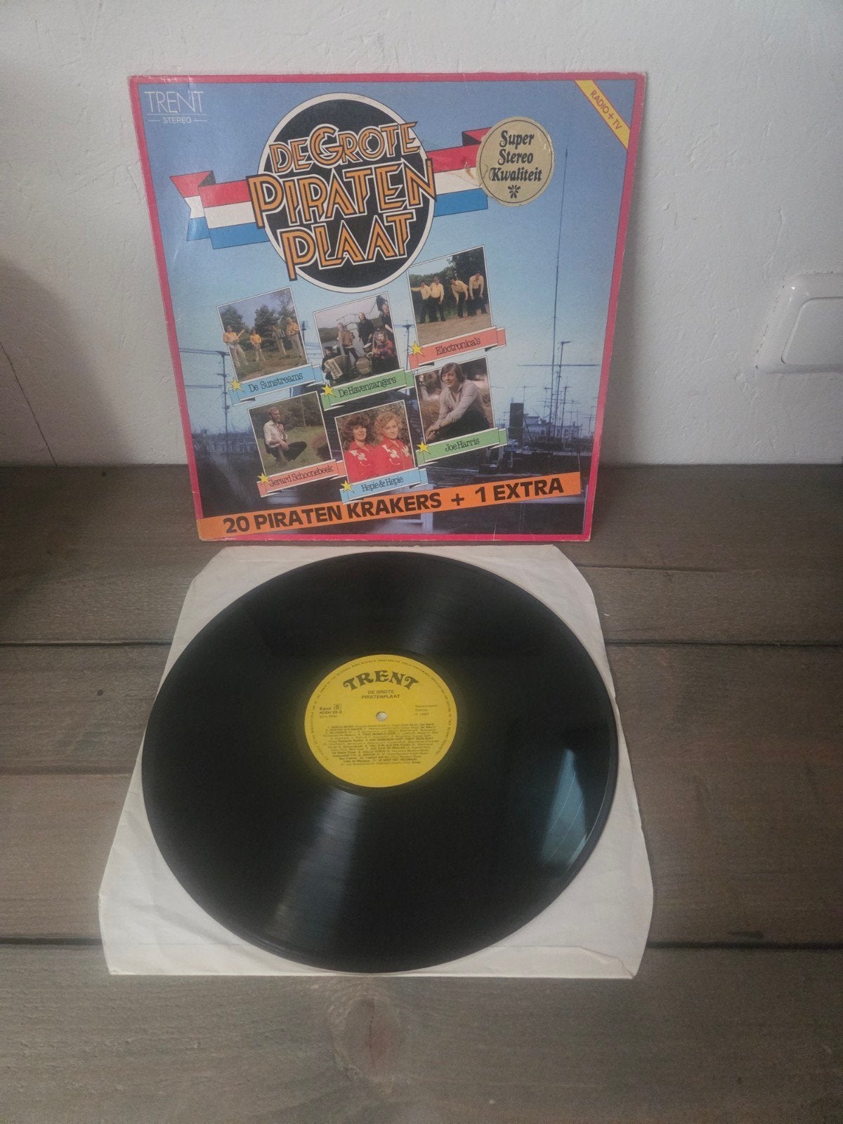De Grote Piraten Plaat - 20 Piraten Krakers + 1 Extra LP, Gebruikt, 1980 - 1989, Ophalen of Verzenden, Complilatie