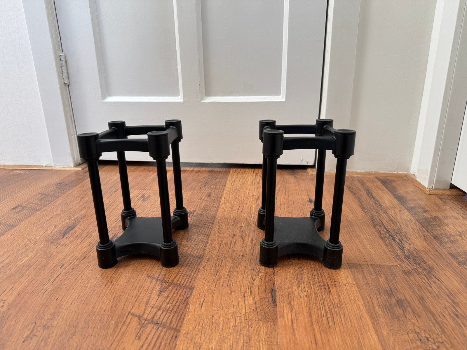 Isoacoustics monitor stands, Ophalen of Verzenden, Zo goed als nieuw