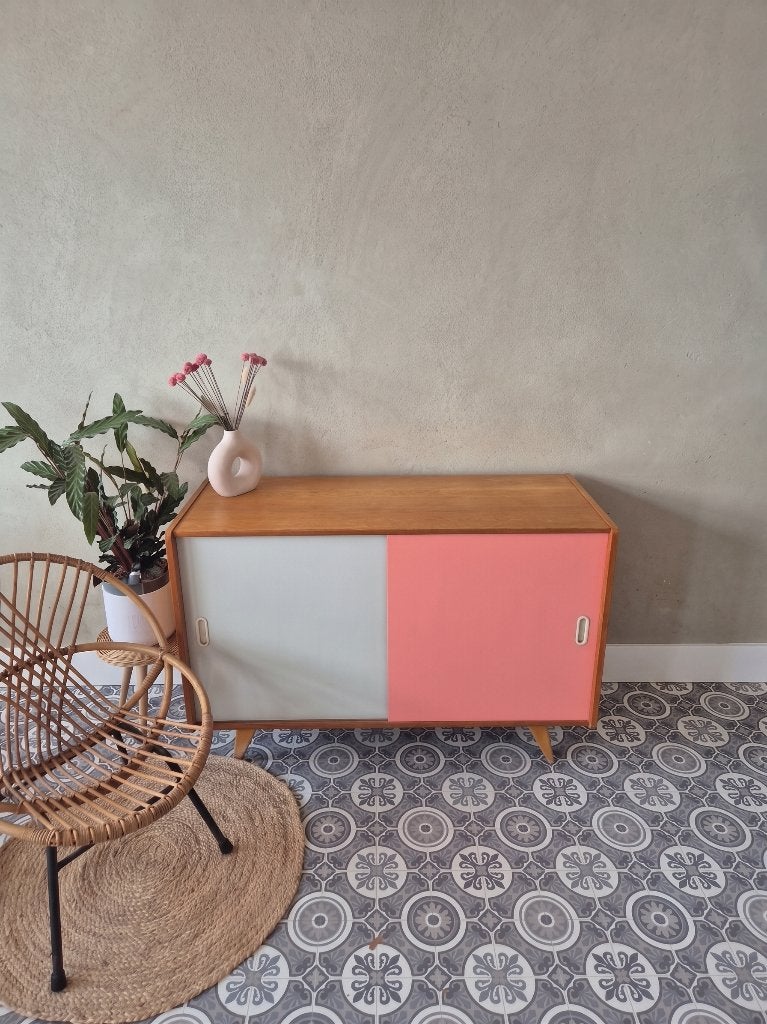 Vintage kast Jiroutek, Ophalen, 25 tot 50 cm, 100 tot 150 cm