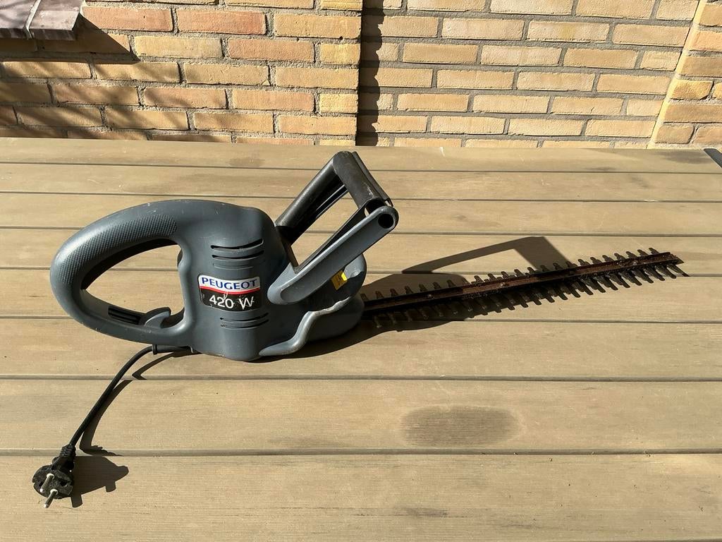 Peugeot Elektrische Heggenschaar 420W, Tuin en Terras, Heggenscharen, Gebruikt, Elektrisch, Ophalen