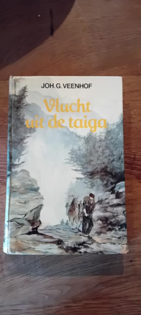 Vlucht uit de Taiga - Joh. G. Veenhof (Oud Bibliotheek Boek), Boeken, Ophalen of Verzenden, Gelezen, Veenhof