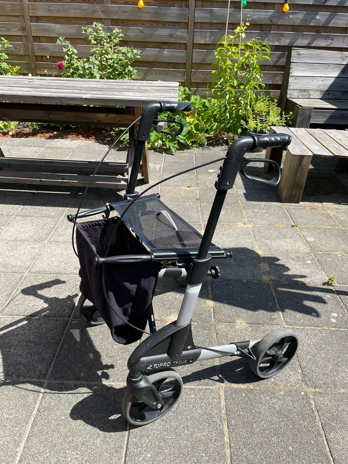 Opvouwbare rollator, Diversen, Ophalen, Zo goed als nieuw