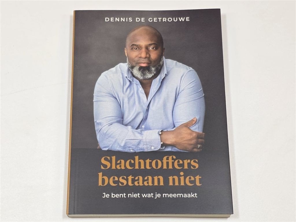 Slachtoffers Bestaan Niet — Uit de Slachtofferrol Stappen, Boeken, Ophalen of Verzenden, Zo goed als nieuw, Overige onderwerpen