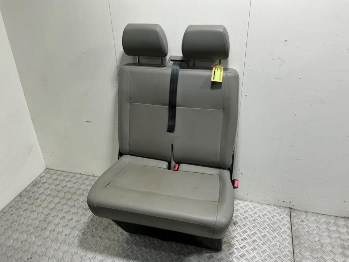 Bank rechts-voor van een Volkswagen Transporter (Transporter, 12 maanden garantie, Gebruikt, -, Volkswagen