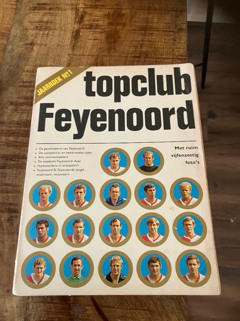 Boek topclub feyenoord, Maat XL, Ophalen of Verzenden, Gebruikt, Clubaccessoires
