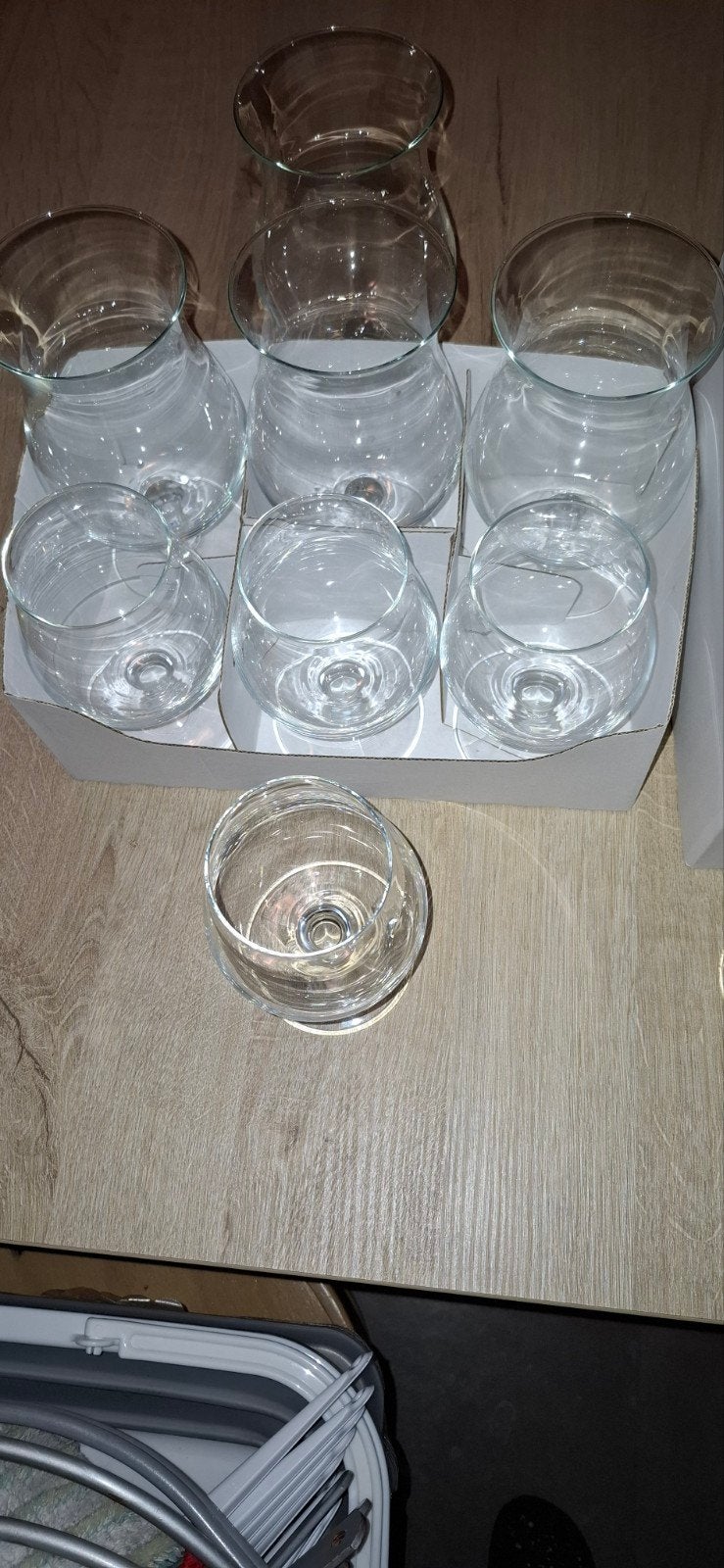 Diverse glazen: wijn- en bierglazen (14 stuks), Huis en Inrichting, Ophalen, Nieuw, Glas, Glas of Glazen