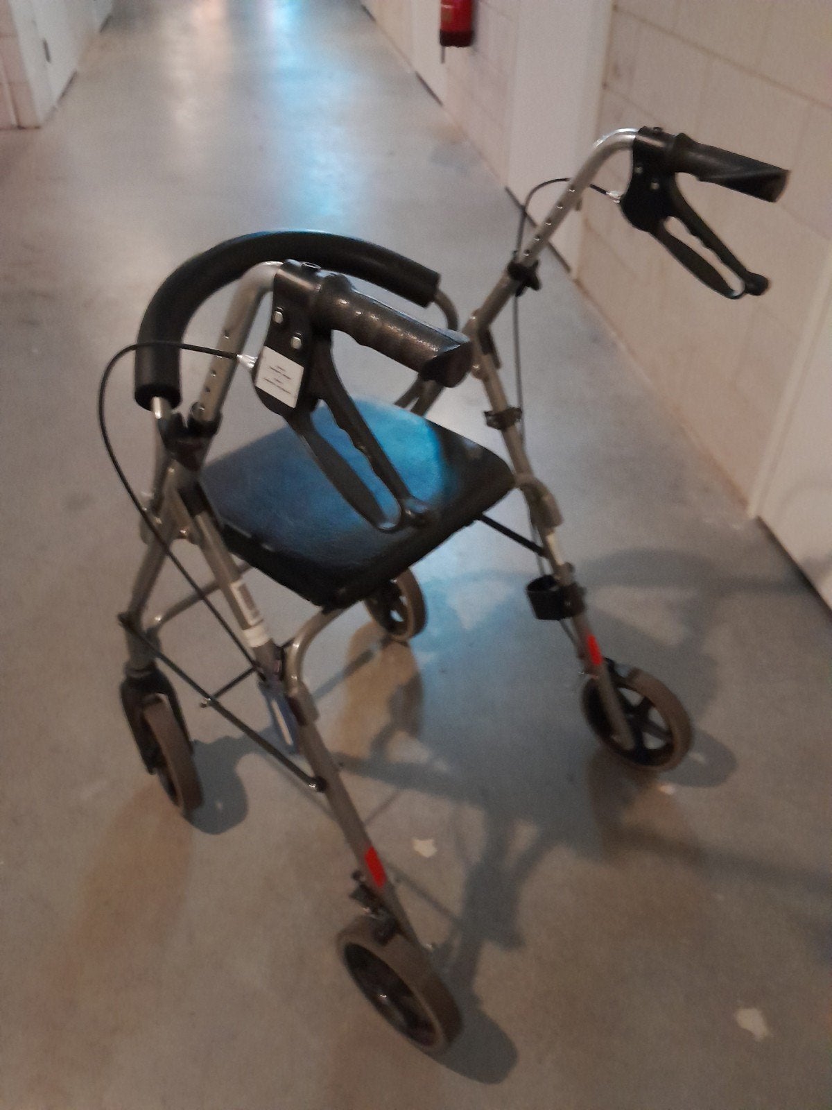 Rollator tot 100 kg. Inklapbaar., Ophalen, Gebruikt