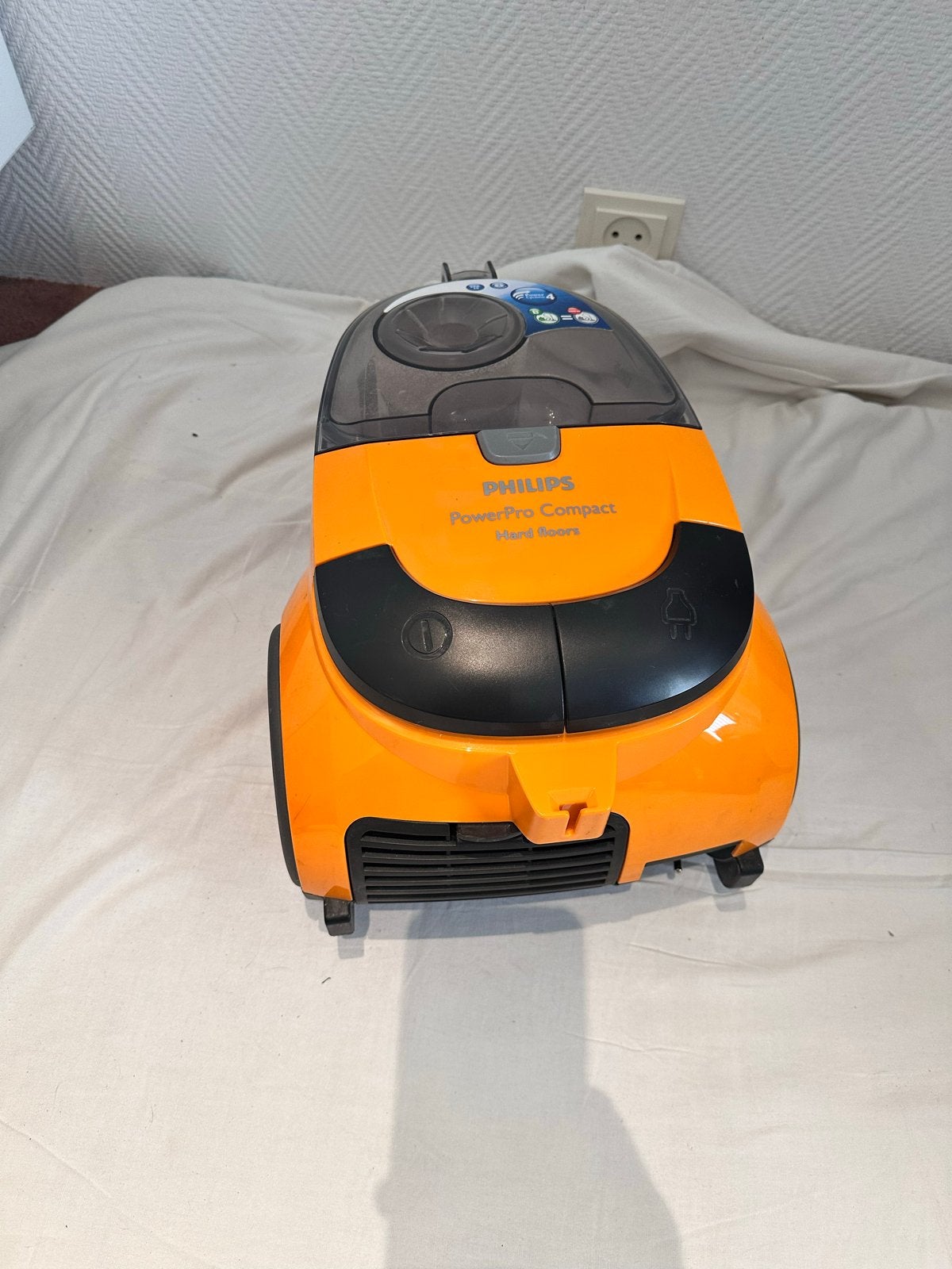 Philips PowerPro Compact stofzuiger - Oranje, Gebruikt, Philips, Ophalen of Verzenden, Minder dan 1200 watt