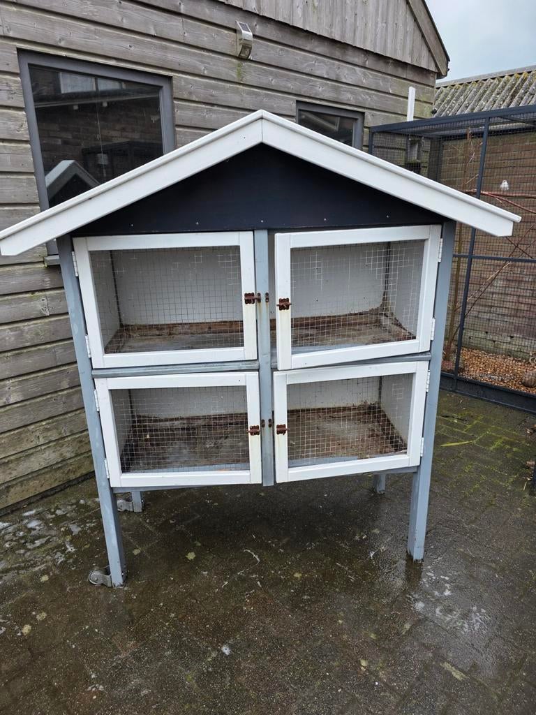 Superdegelijk dubbel konijnenhok., Dieren en Toebehoren, Knaagdieren en Konijnen | Hokken en Kooien, Ophalen of Verzenden, 90 cm of meer