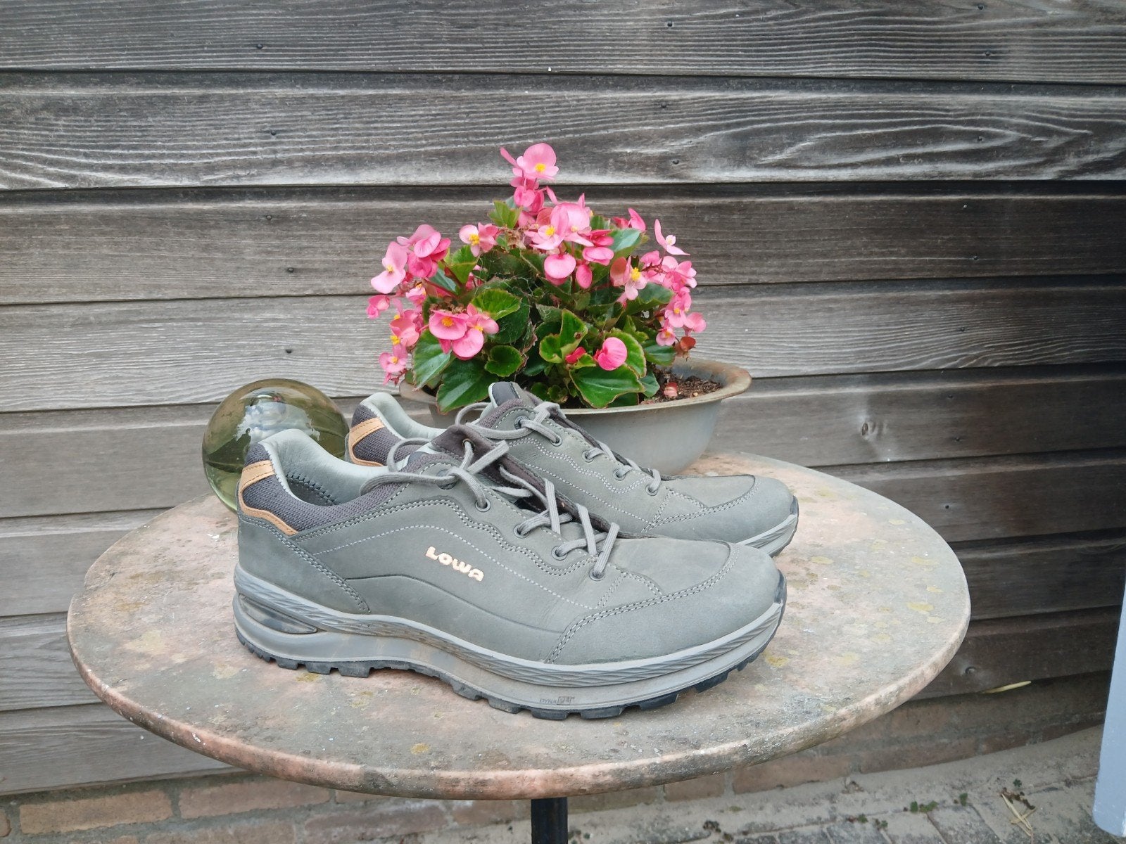 Lowa wandelschoenen vrouw maat 43,5, Ophalen, Zo goed als nieuw, Overige materialen, Overige typen