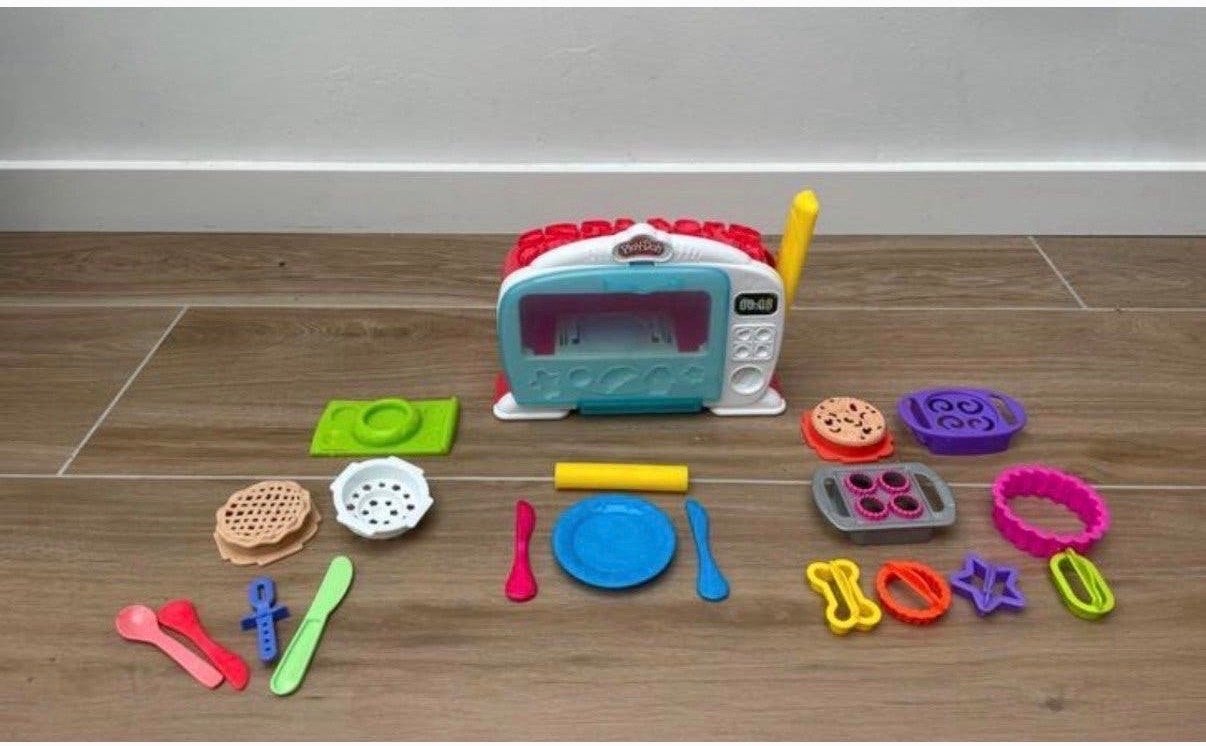 Play-Doh Oven Speelset met Accessoires, Ophalen, Zo goed als nieuw, Knutselen