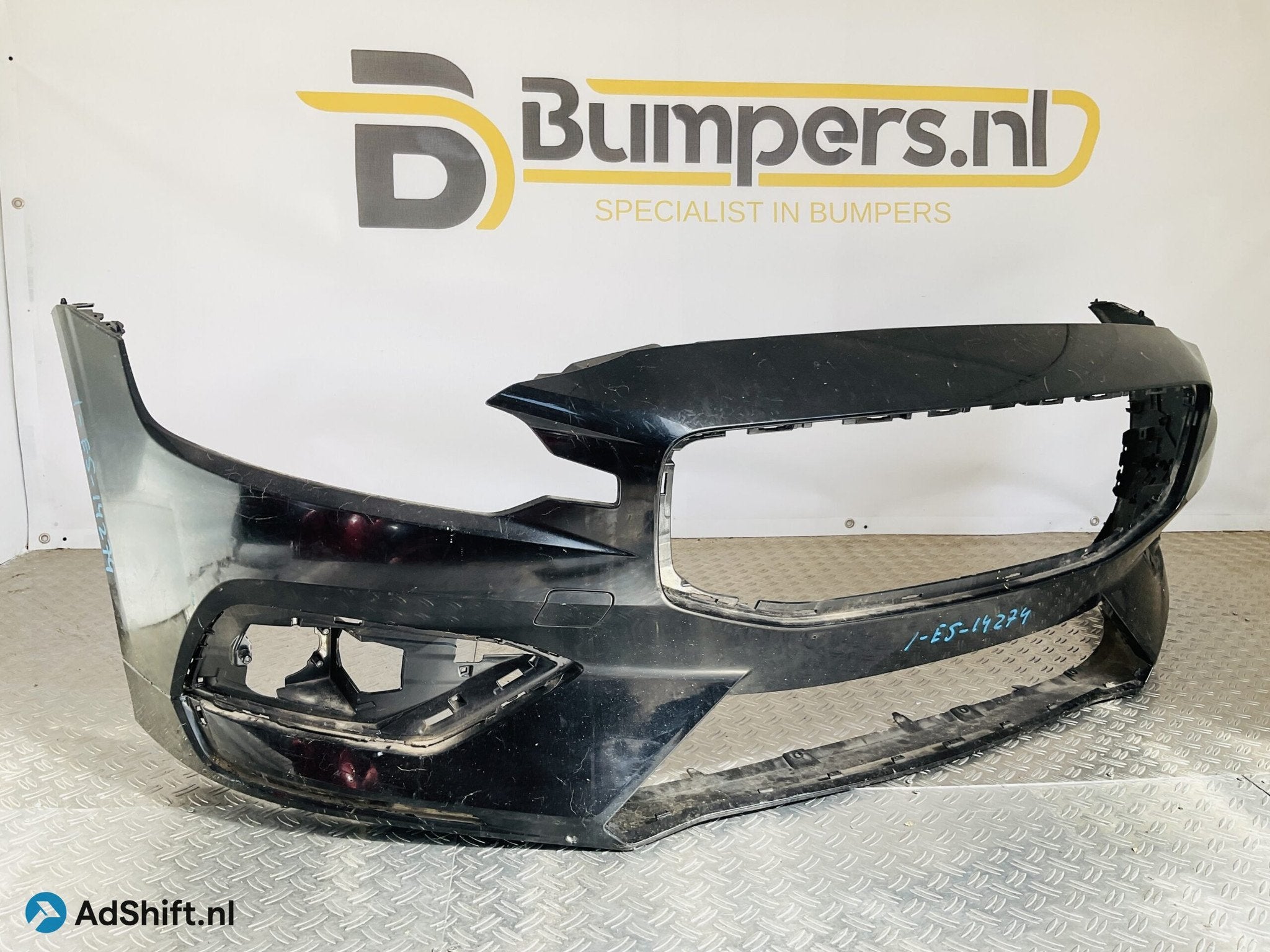 Bumper Volvo S60 V60 2018-2022 31690589 Voorbumper 1-E5-1427, Bumper