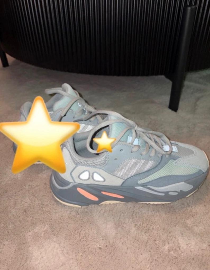 Schoenen Yeezy 700, Grijs, Verzenden, Adidas, Sneakers of Gympen