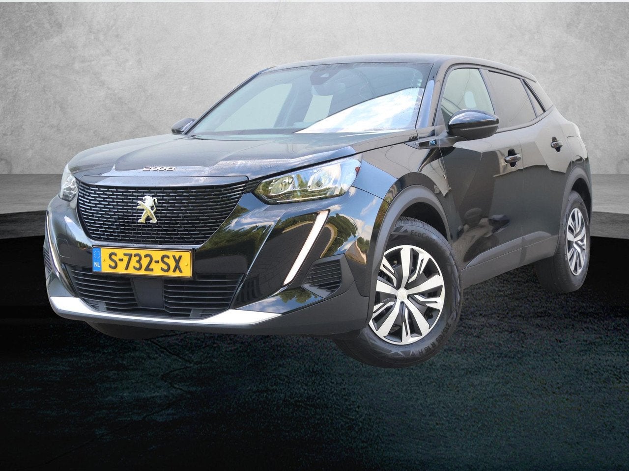 Peugeot e-2008 EV Active 50 kWh 136pk | Navigatie | Donder g, Automaat, 136 pk, Gebruikt, Parkeersensor