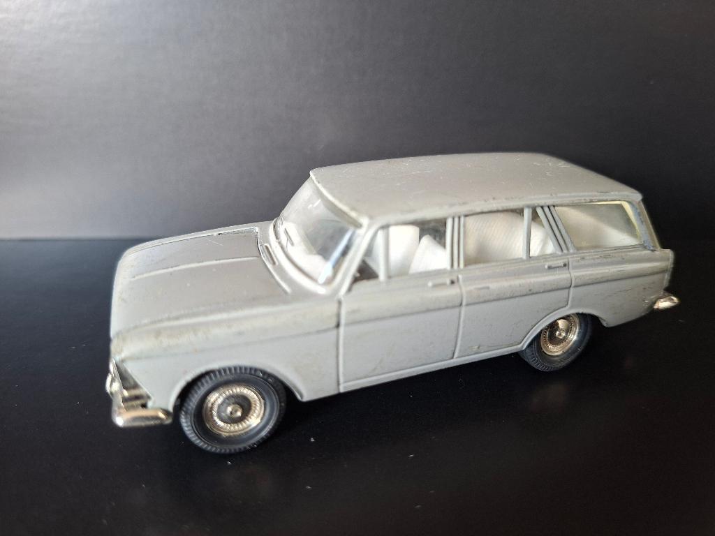 Moskvitch 427 USSR CCCP, Ophalen of Verzenden, Gebruikt, Auto, Overige merken