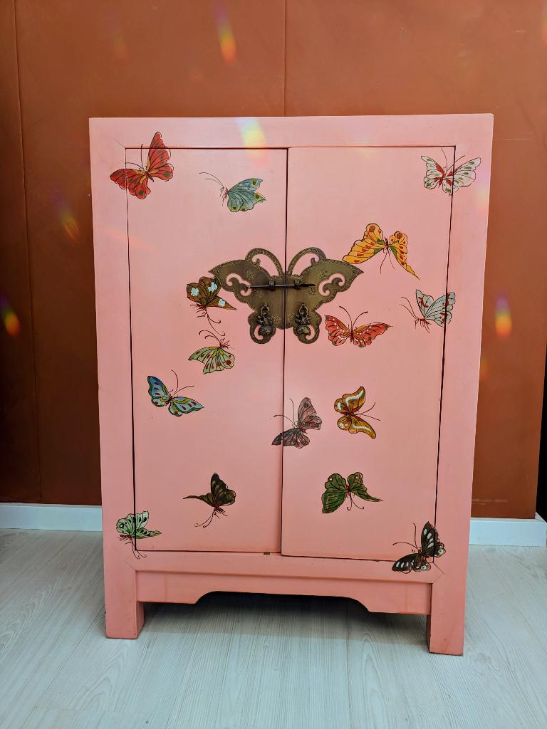 Handgeschilderde Chinese Vlinderkast Oosters, Kinderen en Baby's, Kinderkamer | Commodes en Kasten, 50 tot 70 cm, Xx, Zo goed als nieuw