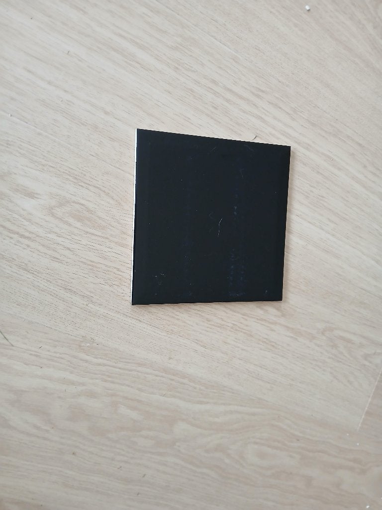 Zwarte glanzende wandtegels met facetranden, Ophalen, Zo goed als nieuw, 20 tot 40 cm, Minder dan 5 m²
