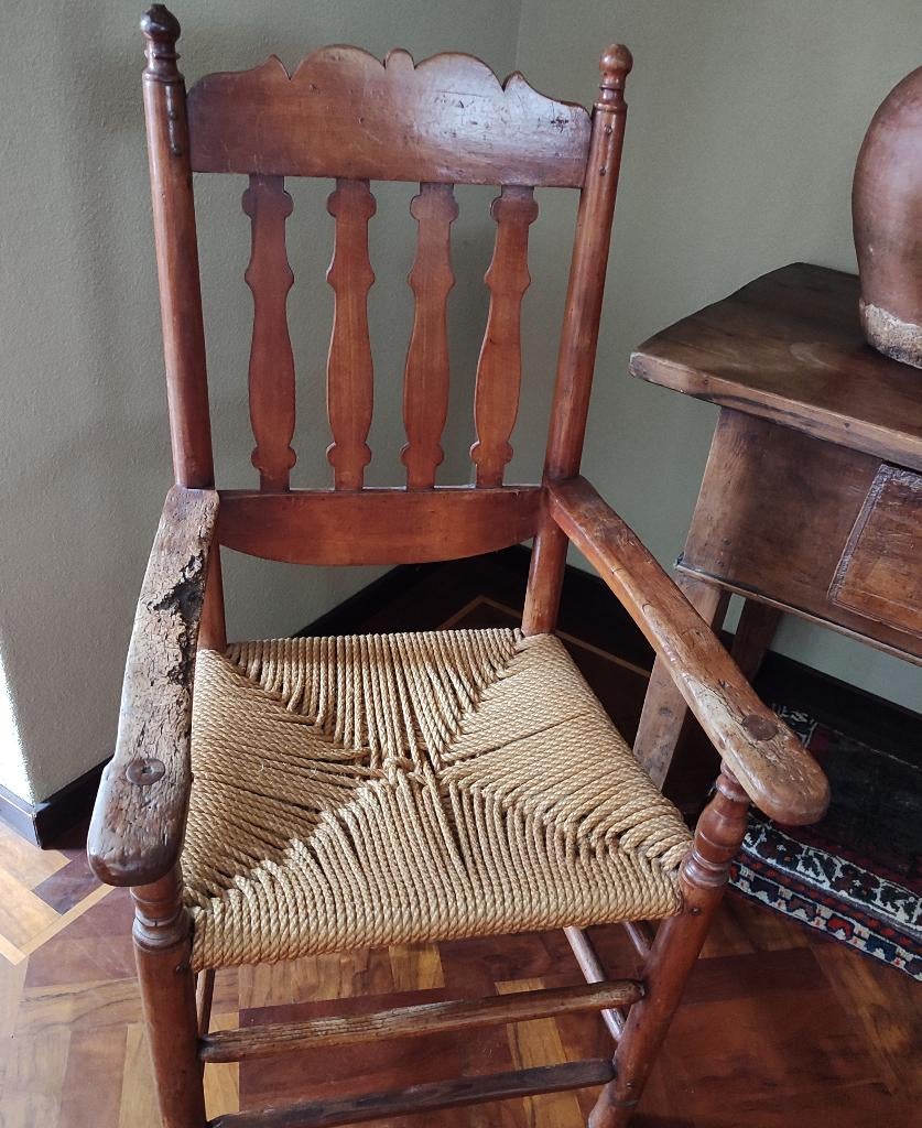 Antieke Spaanse stoel, Antiek en Kunst, Antiek | Meubels | Stoelen en Banken, Ophalen
