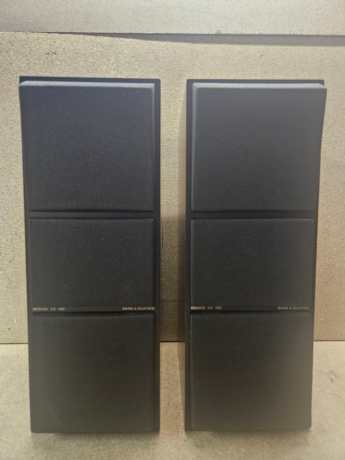 B&O BeoVox CX-100 speakers - gereviseerd met nieuwe randen, Audio, Tv en Foto, Ophalen, Inclusief kabels, Speakerset, Refurbished