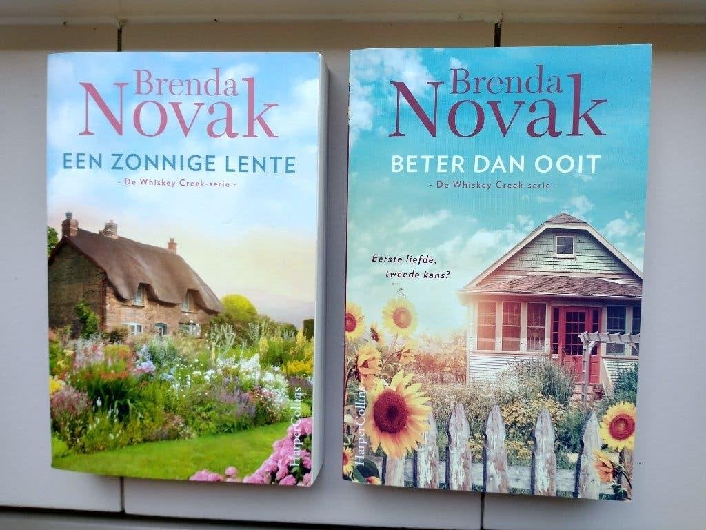 Brenda Novak, EEN ZONNIGE LENTE  en   BETER DAN OOIT, Boeken, Ophalen of Verzenden, Zo goed als nieuw, Brenda Novak