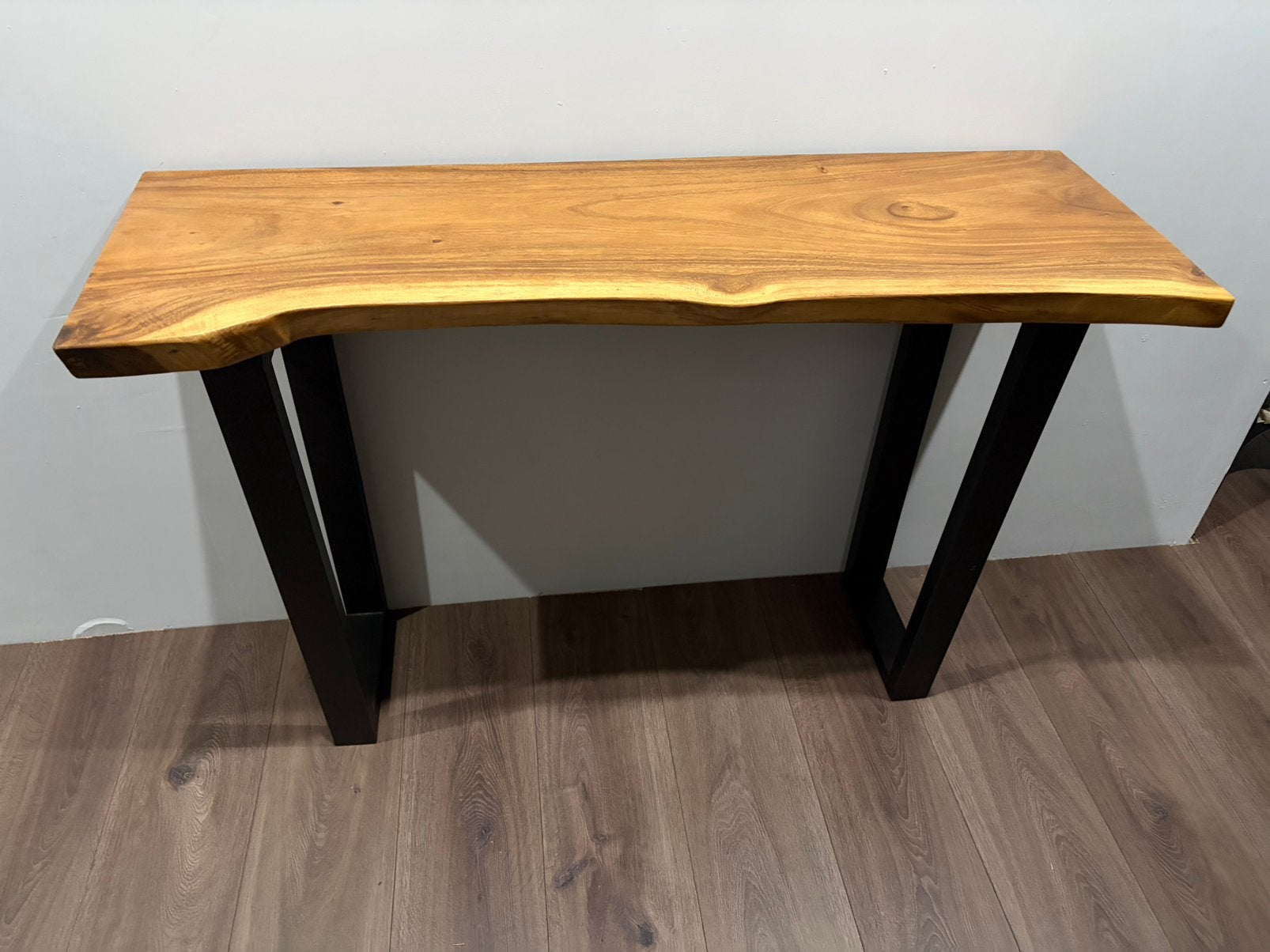 Tafel / bijzettafel / side table / boomstam, Ophalen, 100 tot 150 cm, Zo goed als nieuw, 25 tot 50 cm