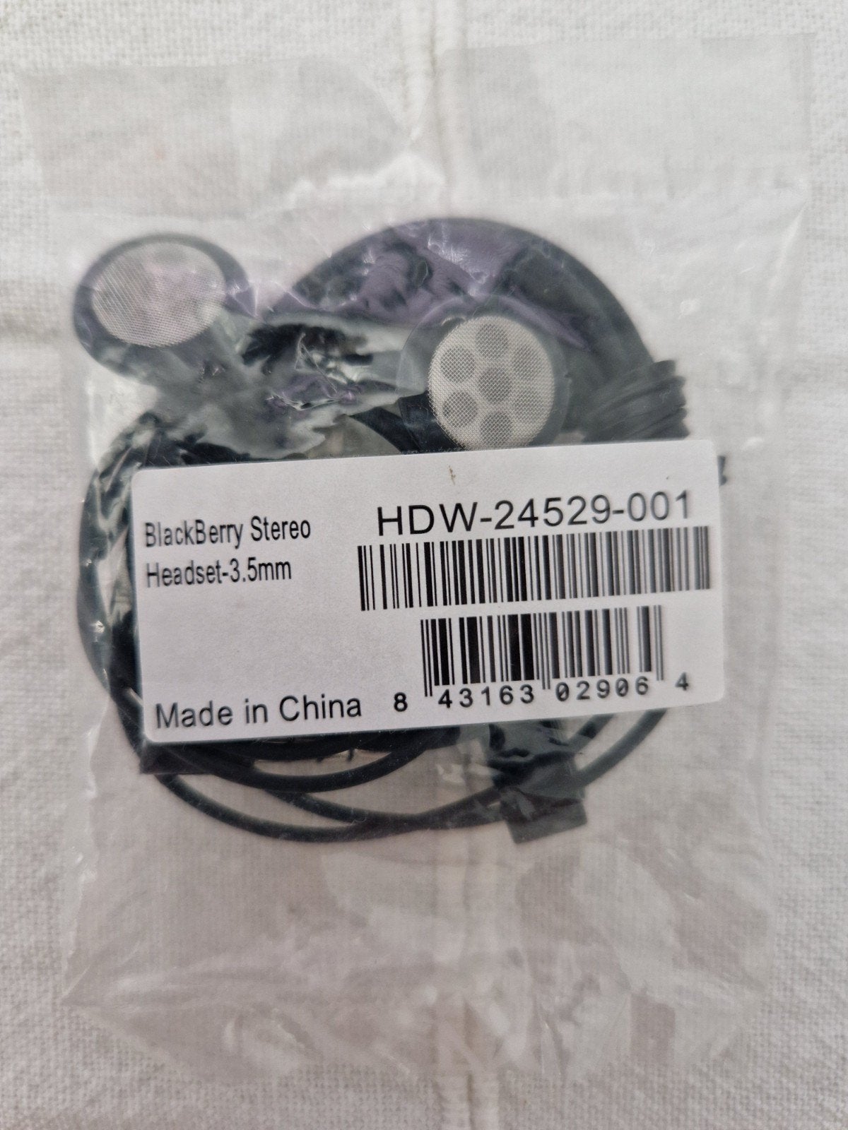 Originele BlackBerry oordopjes/earbuds HDW-24529-001 (Nieuw), Zwart, Overige merken, Nieuw, Ophalen of Verzenden