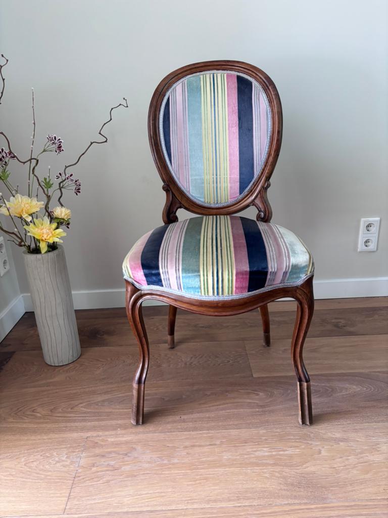 5 antieke Louis Philippe eetkamerstoelen, Ophalen