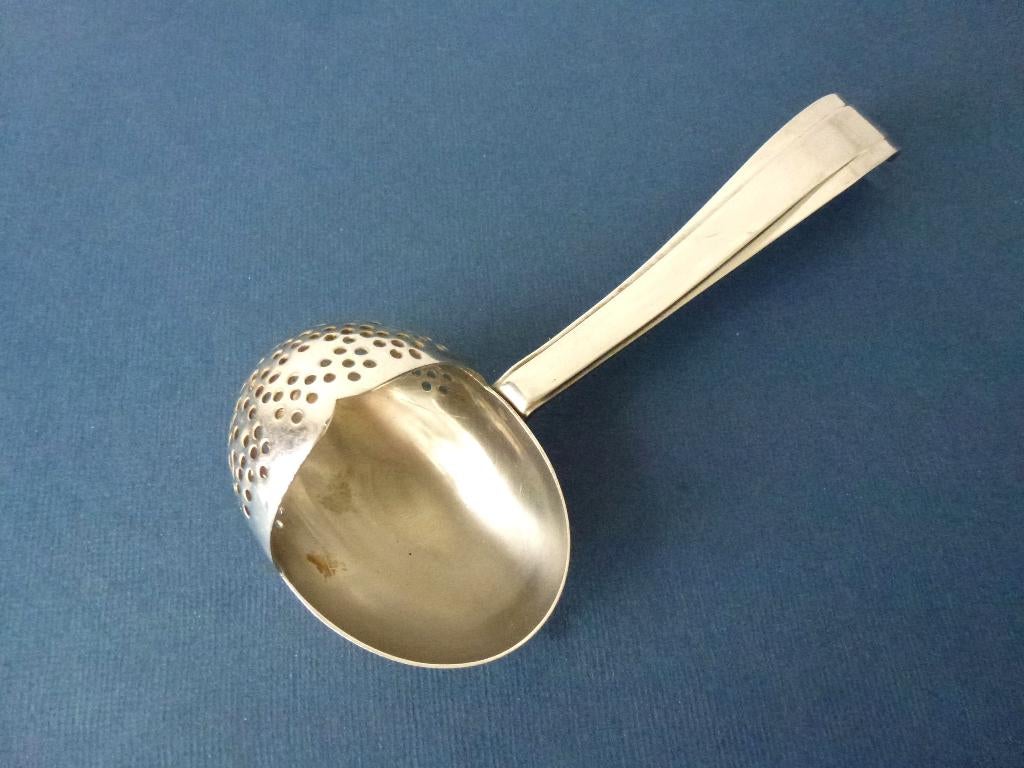Mooi en handig Gero thee-ei en lekbakje in één. Model 5160, Ophalen of Verzenden