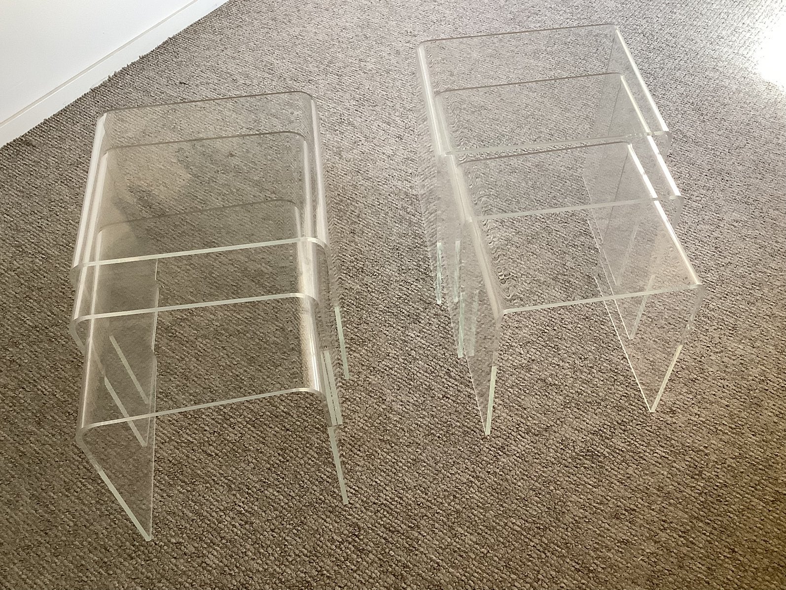 Plexiglazen tafeltjes, Huis en Inrichting, Tafels | Bijzettafels, Minder dan 55 cm, Gebruikt, Vierkant, Ophalen