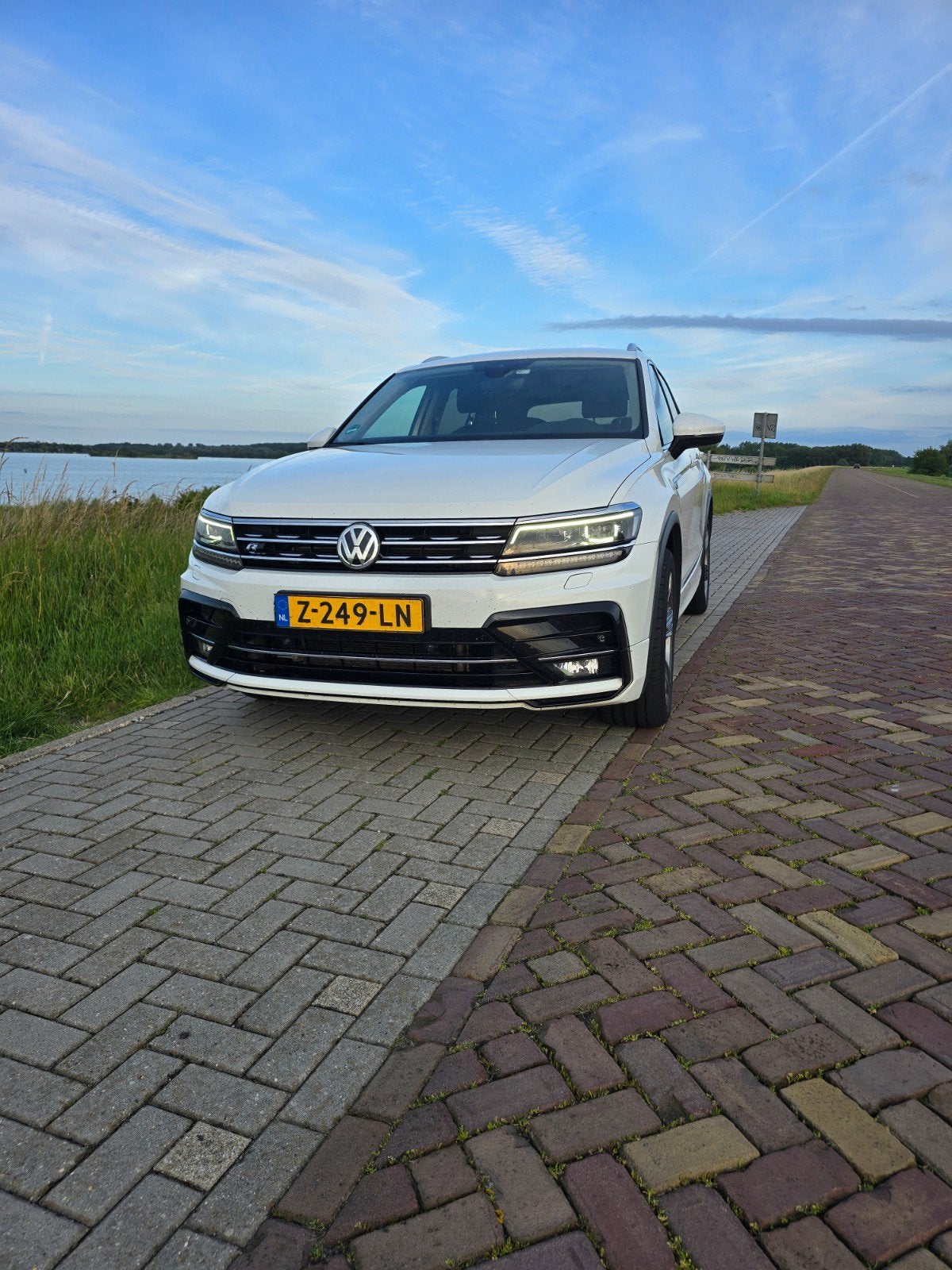Volkswagen Tiguan Allspace 2.0 TDI 4MOTION Wit, Automaat, Wit, Diesel, Vierwielaandrijving