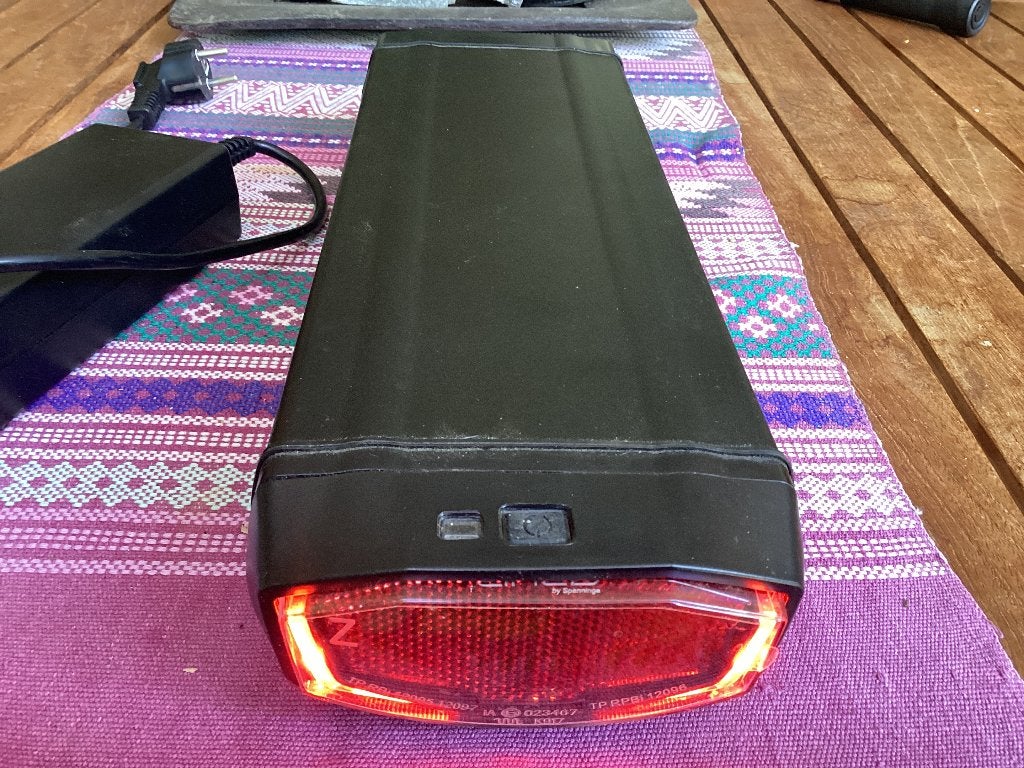 Fietsaccu +lader, Ophalen, Gebruikt