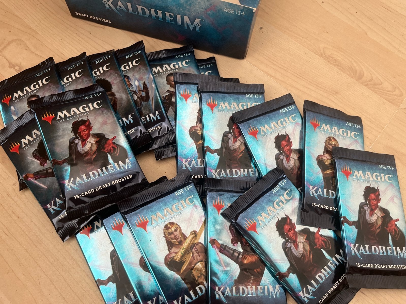 Kaldheim Boosters - 18 stuks Magic: The Gathering, Ophalen of Verzenden, Nieuw, Booster
