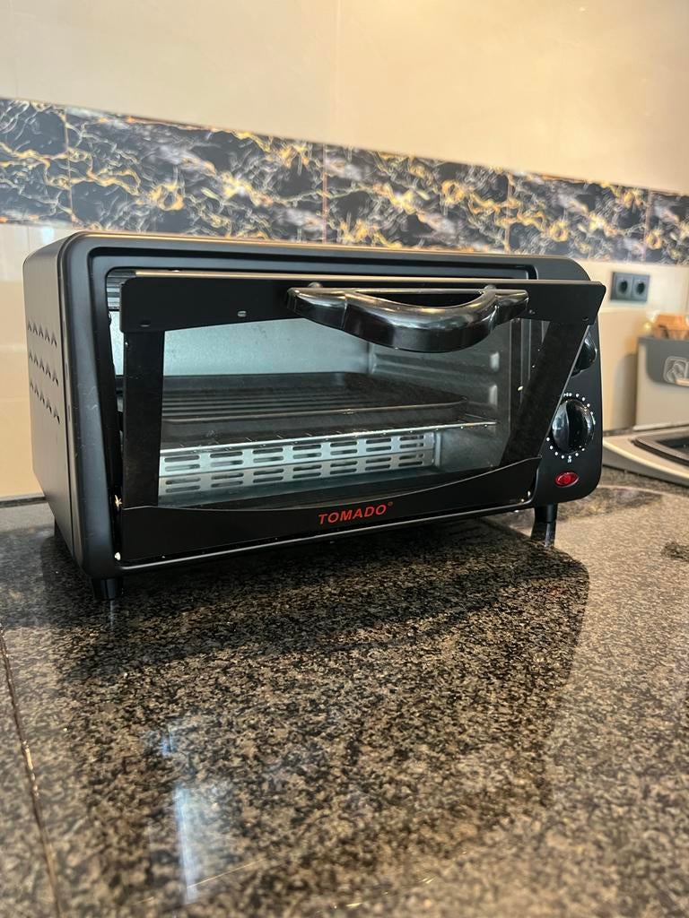 Tomado Mini Oven – Compact & Handig, Witgoed en Apparatuur, Ovens, Minder dan 45 cm, Gebruikt, Oven, Ophalen of Verzenden