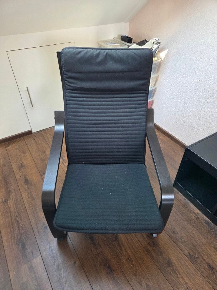 Ikea Poäng Fauteuil zwartbruin, Ophalen, Zwart, Zo goed als nieuw, Eén