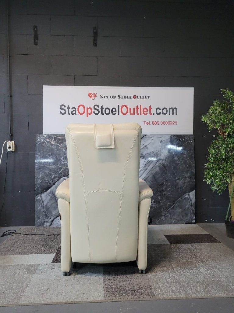 Staopstoel Prominent wit leder, Minder dan 50 cm, Gebruikt, Minder dan 75 cm, Leer