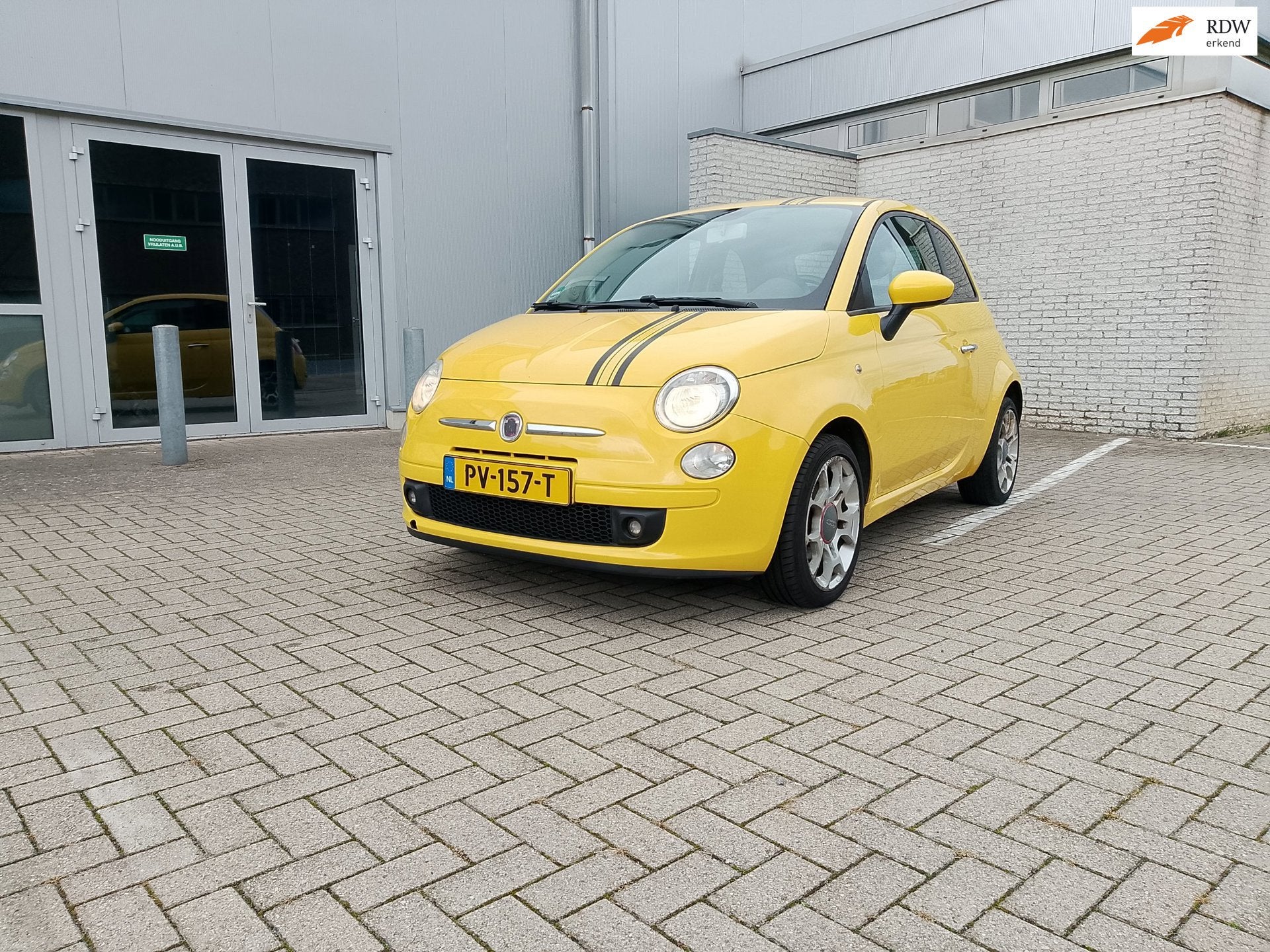 Fiat 500 1.4-16V Pop, Auto's, Voorwielaandrijving, 101 pk, Gebruikt, 31 €/maand