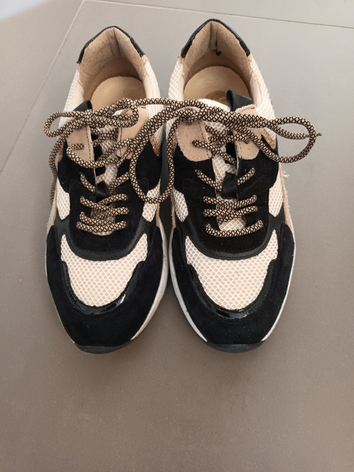 Sneakers merk: Poelman, Ophalen, Zo goed als nieuw, Sneakers of Gympen