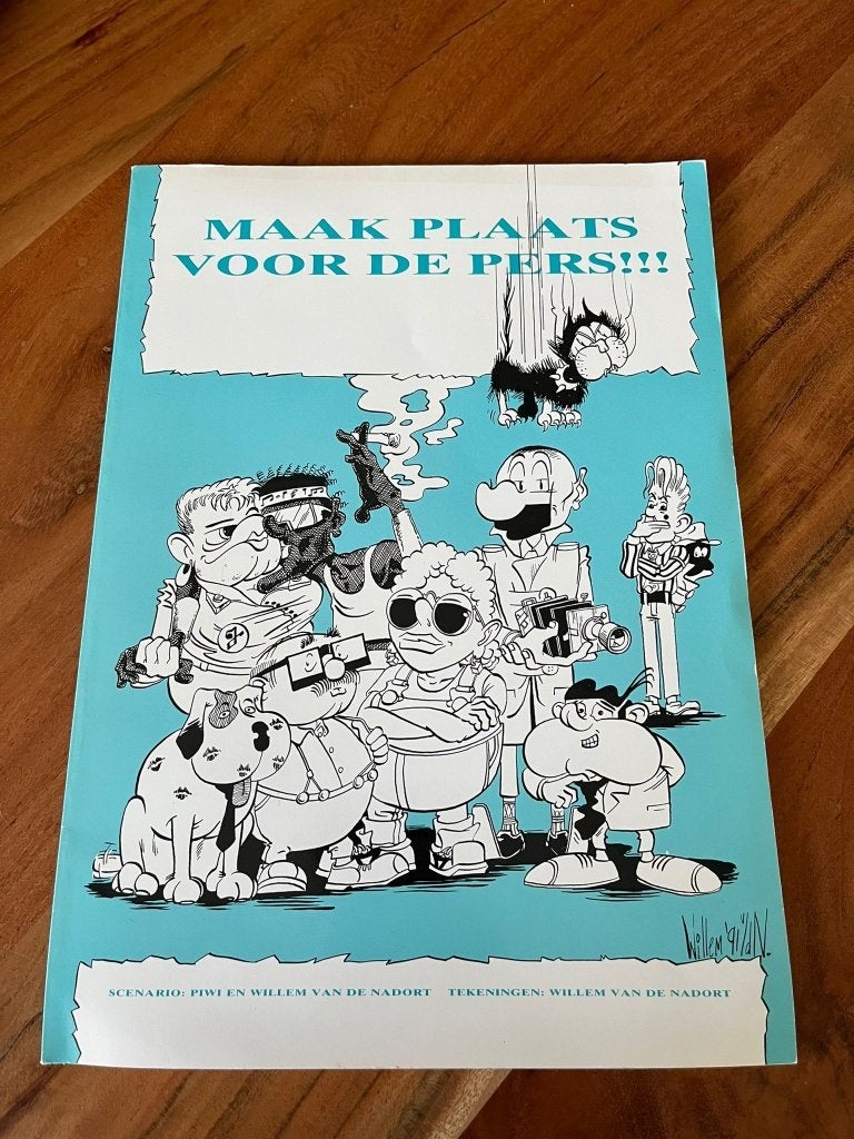 MAAK PLAATS VOOR DE PERS!!!, Eén stripboek, Ophalen of Verzenden, Zo goed als nieuw