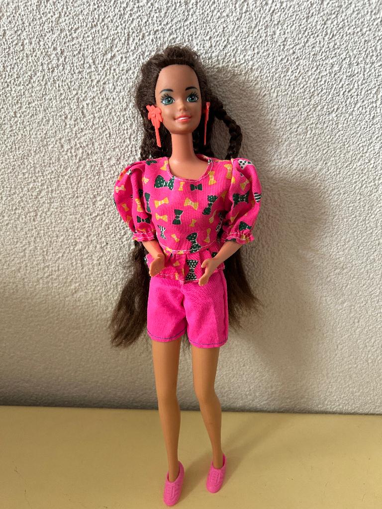 Barbie Totally Hair Teresa uit 1991, Ophalen of Verzenden, Gebruikt, Fashion Doll