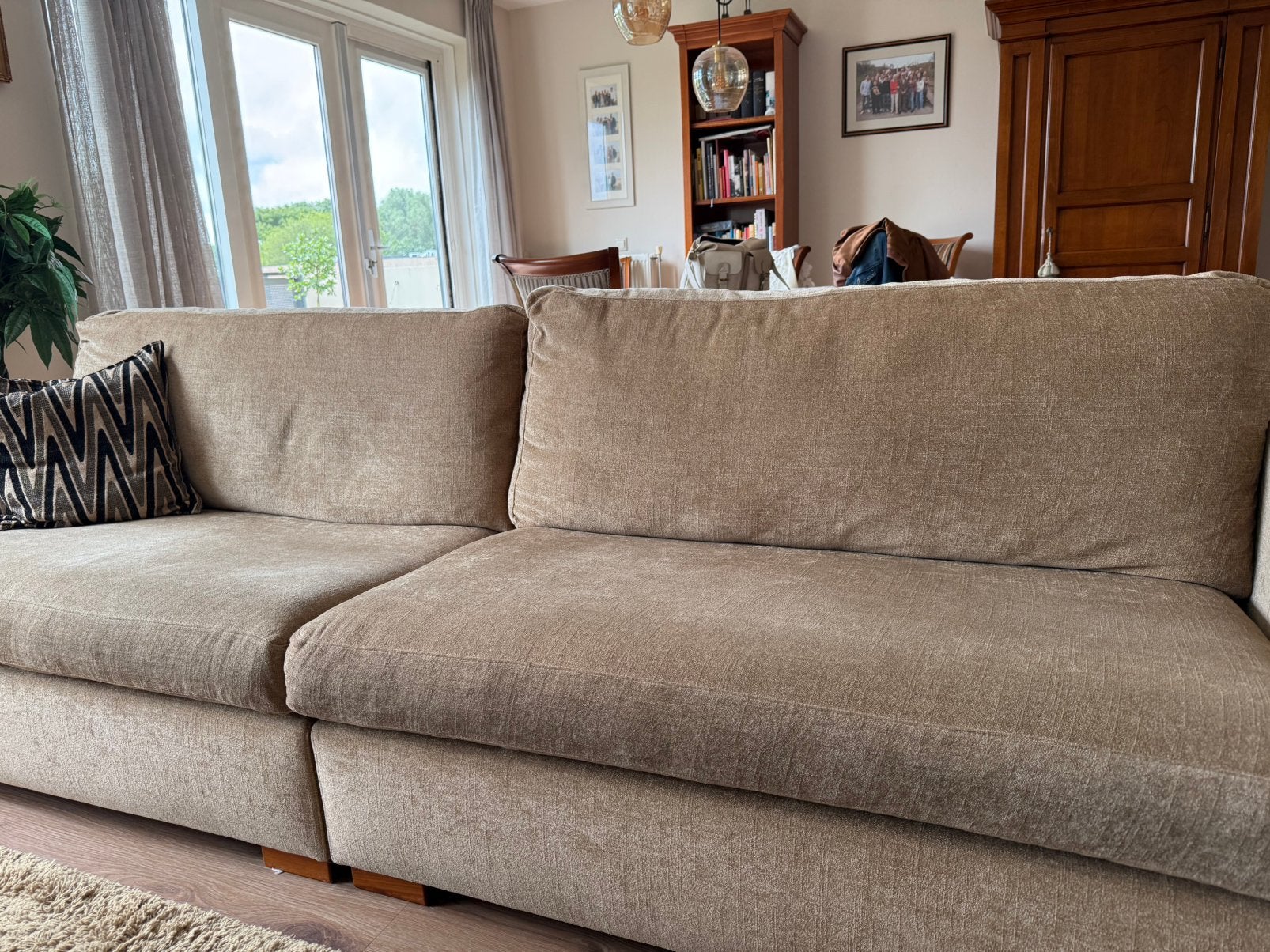 Comfortabele 4-zitsbank met losse poef, Ophalen, 250 tot 300 cm, Gebruikt, 100 tot 125 cm
