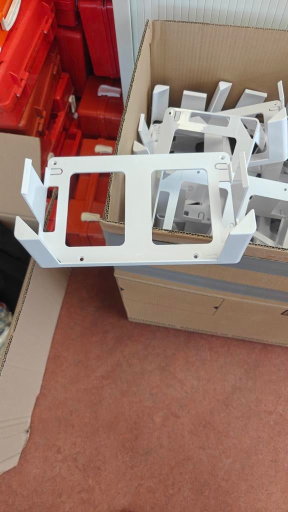 Verbandtrommel houders, Ophalen, Nieuw
