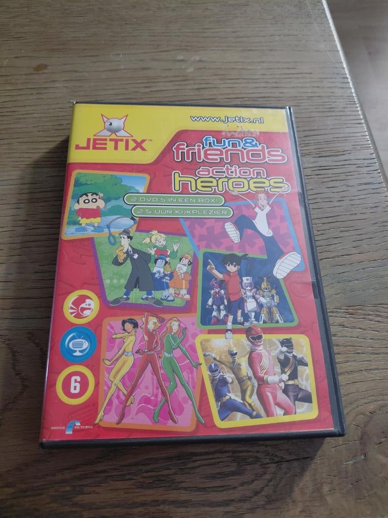 Jetix fun friends & action heroes dvd box. 2.5 uur, Cd's en Dvd's, Dvd's | Kinderen en Jeugd, Avontuur, Gebruikt, Boxset, Ophalen of Verzenden