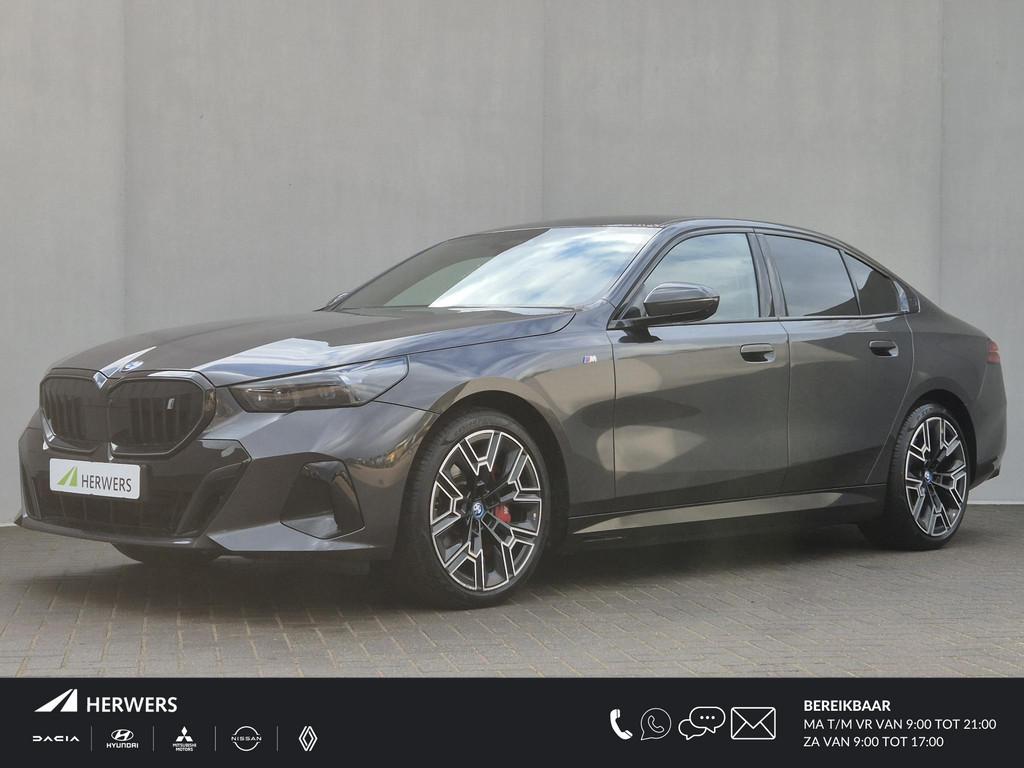 BMW i5 XDrive 40 M Sport Edition 84 kWh 4WD / SOH 96,61%/ VO, Auto's, Automaat, Gebruikt, Zwart, 394 pk