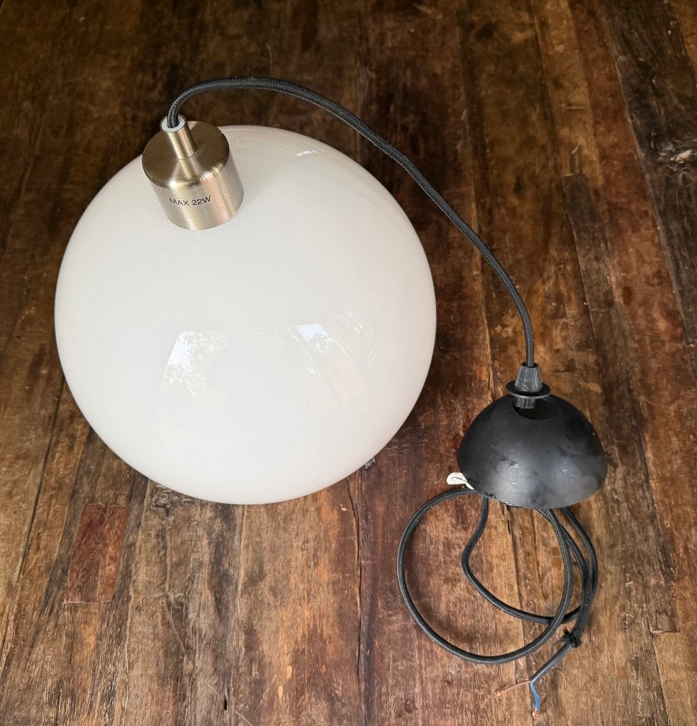 Witte bol hanglamp IKEA, Huis en Inrichting, Lampen | Hanglampen, Ophalen, Zo goed als nieuw, Glas, Modern