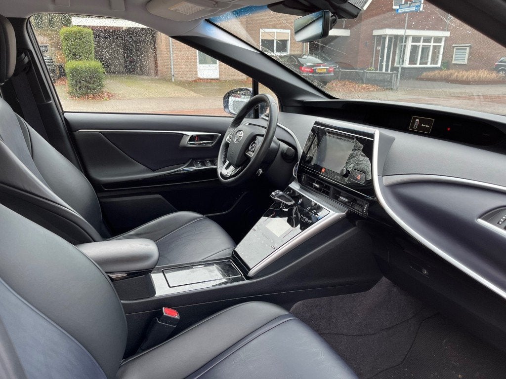 Toyota MIRAI FCV EXECUTIVE WATERSTOF / LEDER / CAMERA / NAVI, Auto's, Automaat, Gebruikt, Overige brandstoffen, Leder