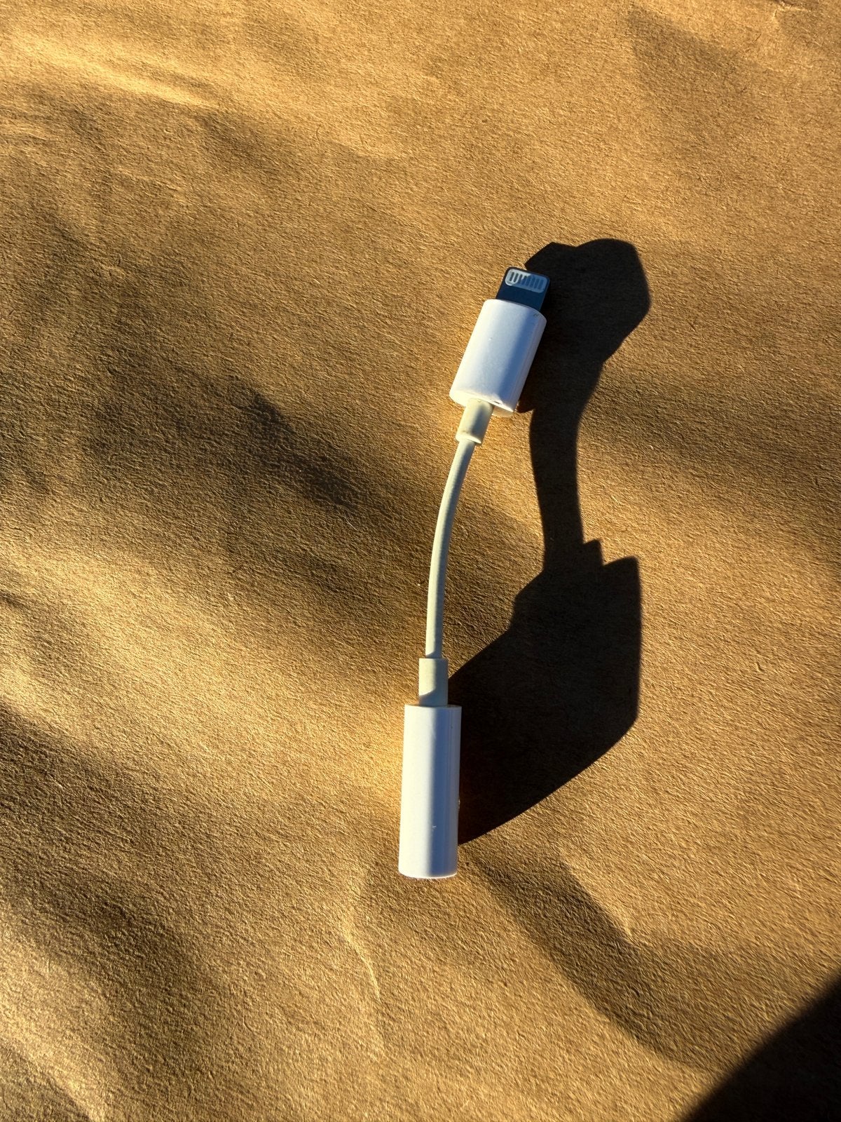 Apple Lightning Naar MINI Jack 3.5 MM Adapter, Ophalen of Verzenden, Zo goed als nieuw, Snoer of kabel