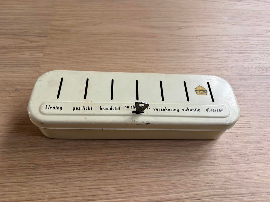 Brabantia vintage spaardoos voor munten, Verzamelen, Ophalen of Verzenden, Gebruikt, Metaal of Blik, Overige thema's