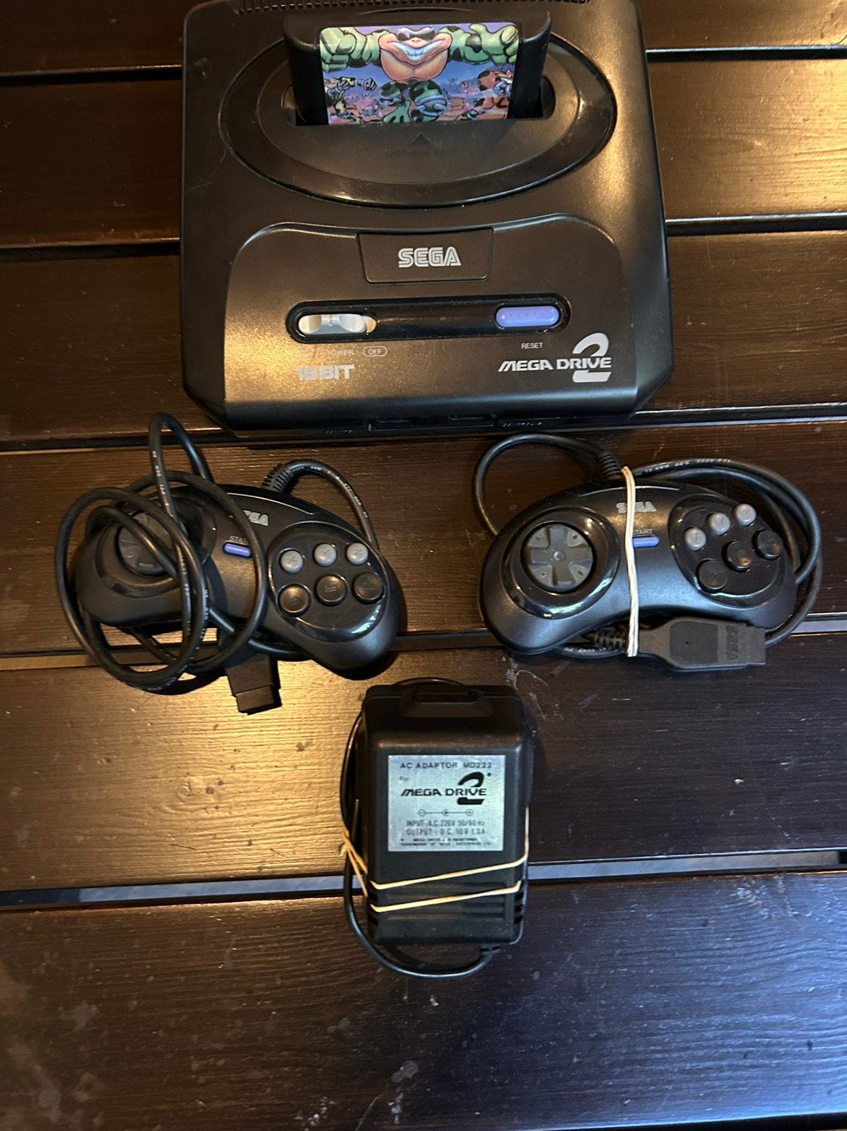 SEGA Mega Drive II Console 2 Controllers Adapter Game, Ophalen of Verzenden, Zo goed als nieuw, Met 2 controllers, Mega Drive