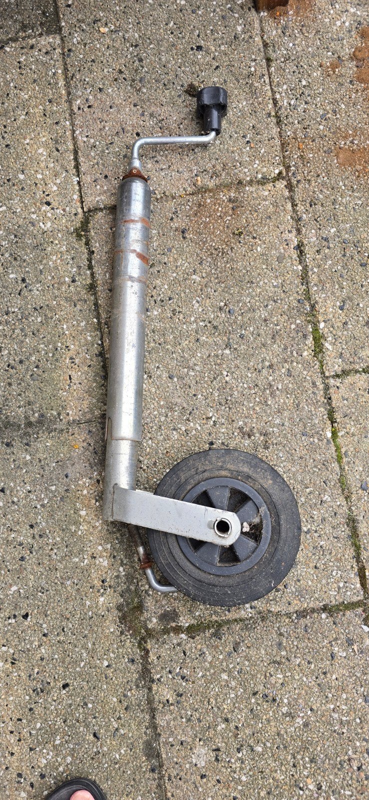 Gebruikt neuswiel voor aanhanger of caravan, Ophalen of Verzenden, Gebruikt
