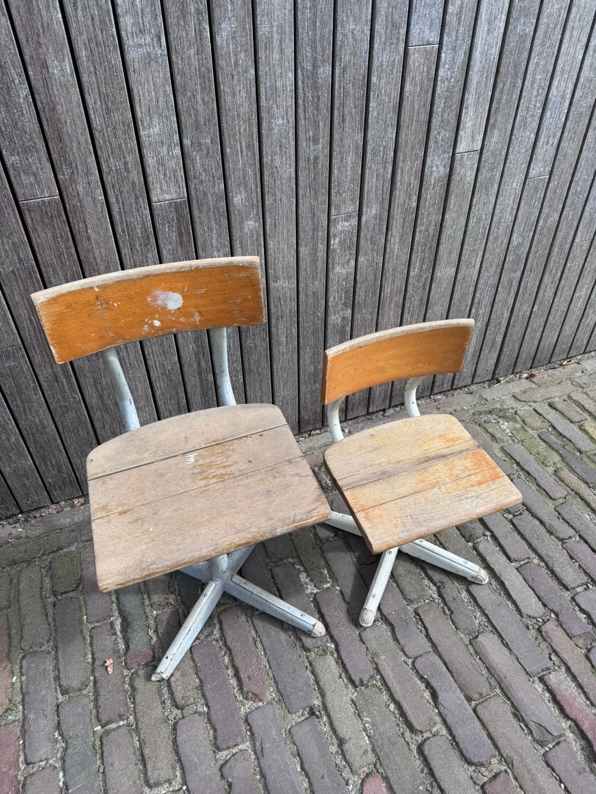 Houten schoolstoeltjes, Ophalen, Gebruikt, Stoel(en)